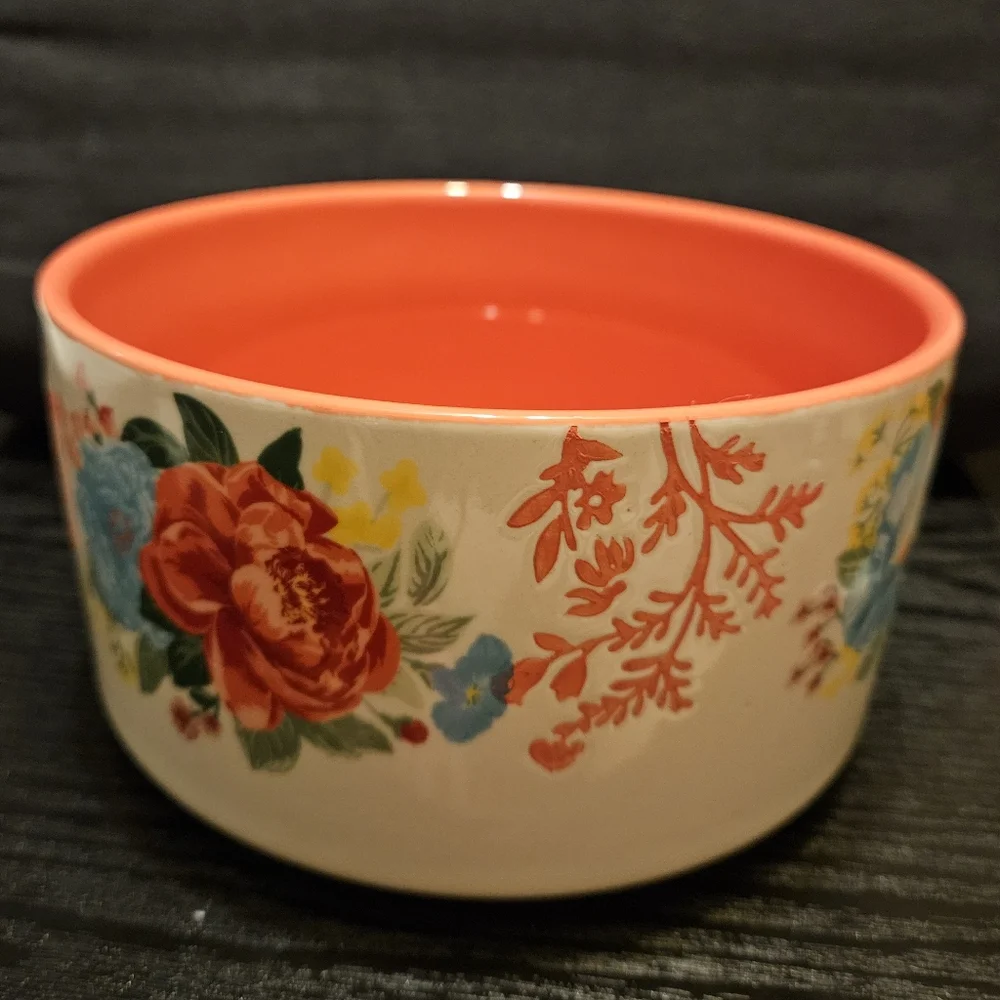 The Pioneer Woman 6x3 Round Fancy Flourish Bowl